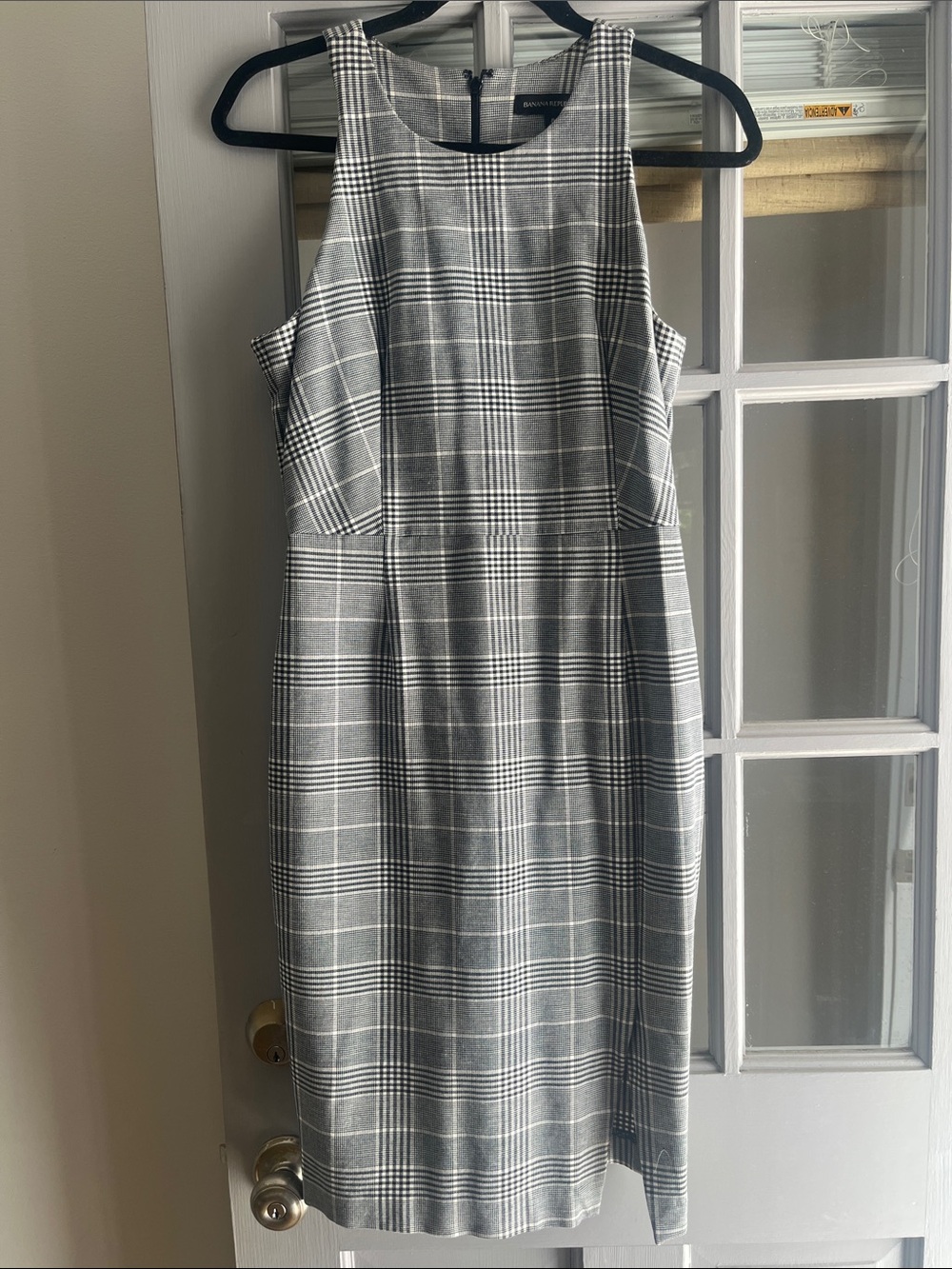 Banana Republic Gray Plaid Midi Sheath Dress